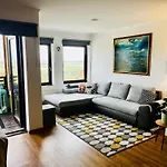 וילה Panorama Pakozd