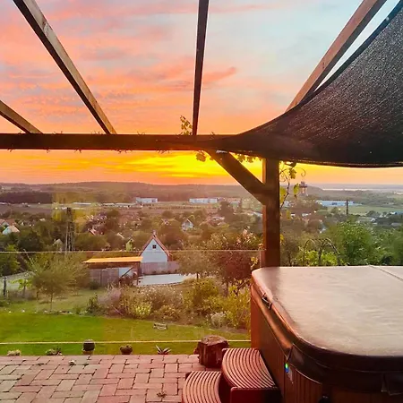 Panorama Pakozd
