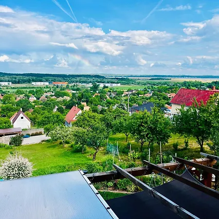Panorama Willa Pakozd